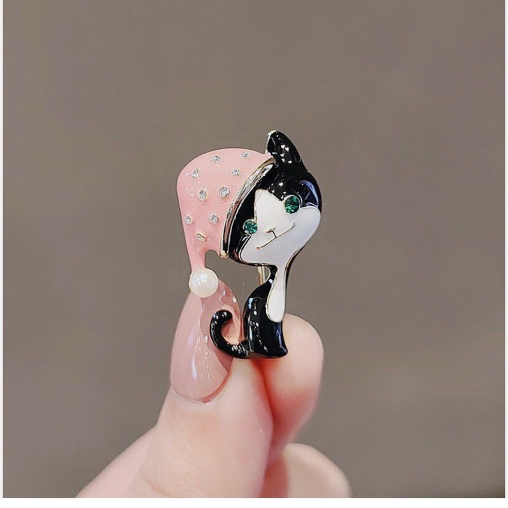 Cat Brooch - Picture 5 of 6